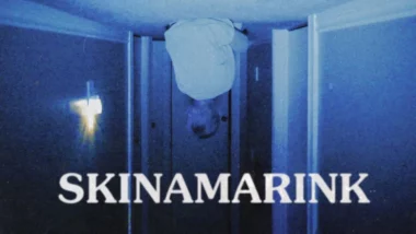 Ver películas de terror como Skinamarink